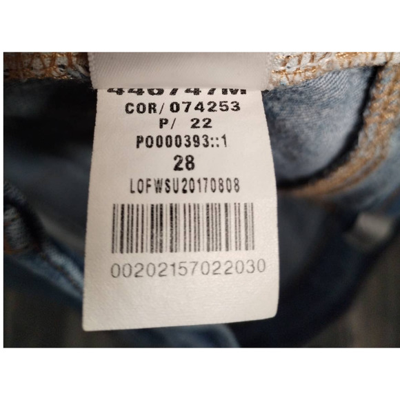 Ann Taylor Loft Mid Rise Denim Roll Cuff Cut-Off Distressed Shorts, Size 28/6 - Picture 9 of 9